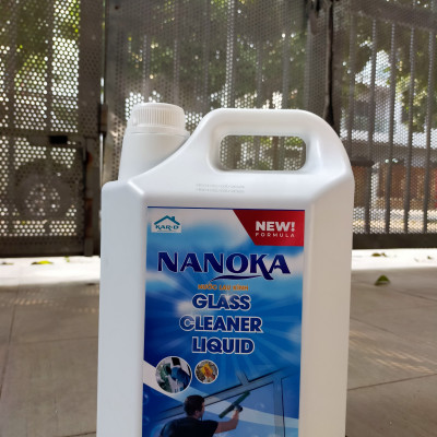 Can 5kg Siêu Tiết Kiệm - Nước lau kính Nanoka 5kg Siêu sạch, hạn chế bám bụi, không để lại vết sọc trên kính