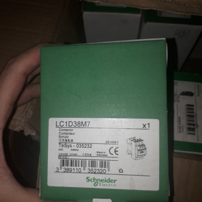 Khởi động từ LC1D38M7 Schneider 220VAC  3P-38A | Chính hãng |