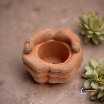 Chậu Đất Nung Hình Bàn Tay Khoanh