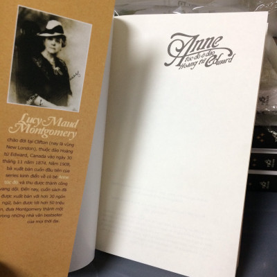 ANNE TÓC ĐỎ Ở ĐẢO HOÀNG TỬ EDWARDS