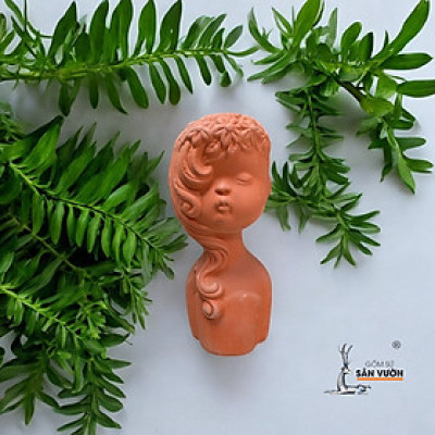 Chậu Gốm Đất Nung Hình Cô Gái Dễ Thương 9x10x21cm - Chậu Decor
