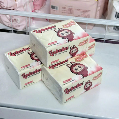 Combo 10 bịch giấy ăn Labubu  loại 1 - 300 tờ  - 4 lớp / 1 gói siêu mềm mại siêu dai ,  thiết kế nhỏ gọn , có thể mang theo  an toàn và tiện lợi