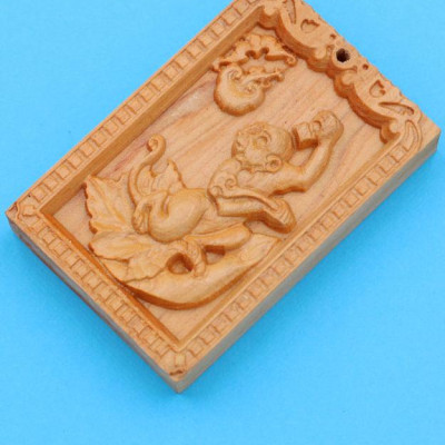 Mặt gỗ hoàng đàn - 12 con giáp - khắc hình tuổi Thân MGCG7