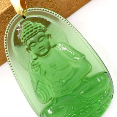 Mặt dây chuyền Phật A Di Đà pha lê xanh lá 5cm - Phật bản mệnh tuổi Tuất, Hợi - mặt phật size lớn