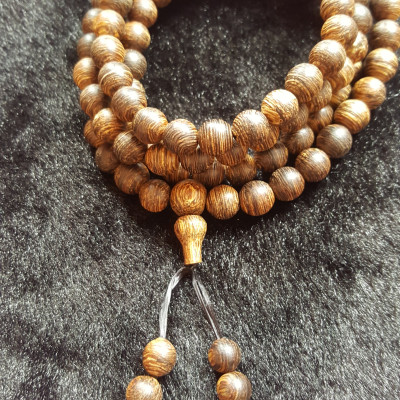 Vòng tay chuỗi 108 Hạt Trầm Hương Sánh Ghép cho nam CMH01