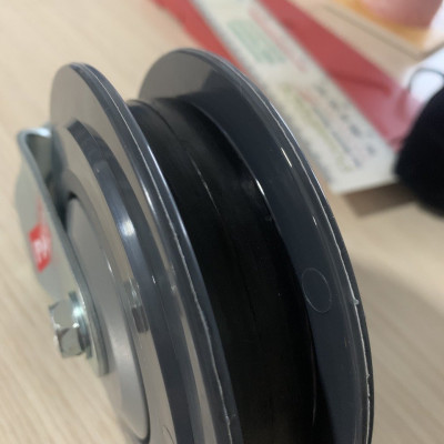 Bánh xe đẩy siêu thị có rãnh dùng cho thang cuốn 125mm - tải trọng 100kg - Happy Move Thái Lan