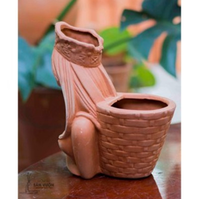 Chậu Sơn Nữ Đeo Giỏ - Chậu Đất Nung Trồng Sen Đá
