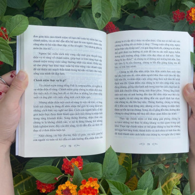 Sách - Cuộc Đời Sự Nghiệp Của Đại Sư Huyền Trang - Vĩnh Nghiêm Books