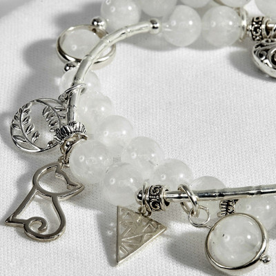 Vòng tay đôi thạch anh ưu linh trắng phối charm trái tim Ngọc Quý Gemstone