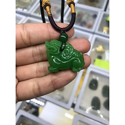 Mặt dây chuyền Tỳ Hưu đá ngọc cẩm thạch xanh