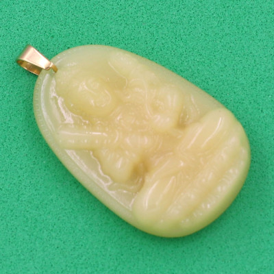 Mặt dây chuyền Hư Không Tạng Bồ Tát thạch anh vàng 4.3cm - phật bản mệnh tuổi Sửu, Dần