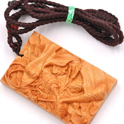 Vòng cổ mặt gỗ hoàng đàn khắc hình Tôn Ngộ Không MG42