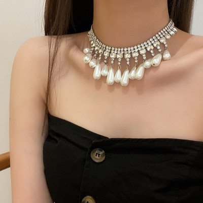 Bộ Vòng đeo cổ dạ hội, Phong cách Hàn Quốc, chất liệu Pha lê Swarosi, sang trọng, đẳng cấp và quý phái, Kèm Hộp đựng thiên thanh lót nhung nỉ - Mẫu Luxi Green 0077