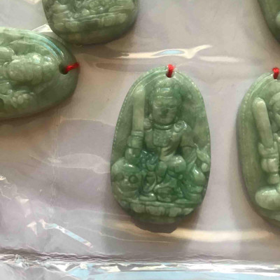 MẶT PHẬT VĂN THÙ XANH CẨM THẠCH TỰ NHIÊN 35mm dk 23mm ĐỘ mệnh NỮ tuổi MÃO mệnh MỘC HOẢ THUỶ