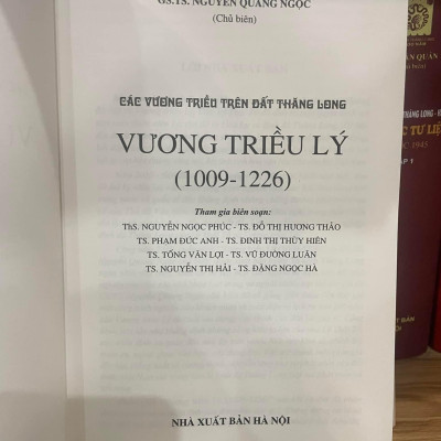 BỘ SÁCH “CÁC VƯƠNG TRIỀU TRÊN ĐẤT THĂNG LONG” (4 CUỐN). BẢN IN GIỚI HẠN BÌA CỨNG CÓ HỘP 