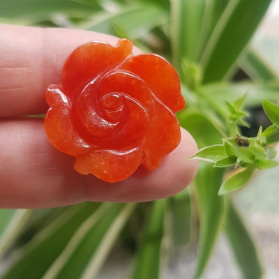 Mặt dây chuyền nữ Bông hồng Đỏ to size 25mm x dầy 4mm chất liệu đá cẩm thạch đỏ đẹp xinh Nữ mệnh hoả mệnh thổ về bọc vàng lên đeo đẹp như công chúa rẻ mà đẹp ạ