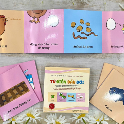 Sách - Từ điển đầu đời