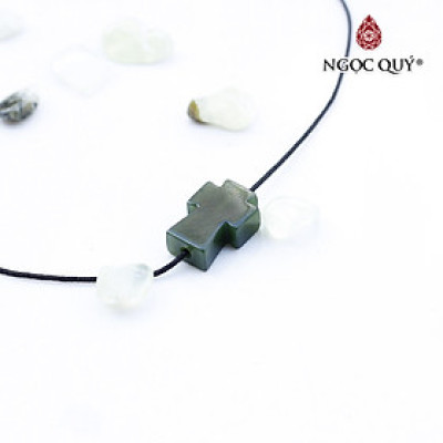 Mặt dây chuyền thánh giá xỏ ngang đá ngọc bích nephrite mệnh hỏa, mộc - Ngọc Quý Gemstones