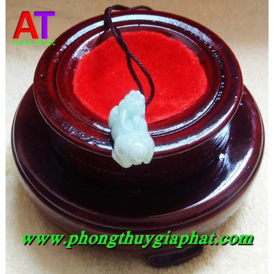 Mặt dây chuyền tỳ hưu cẩm thạch trắng