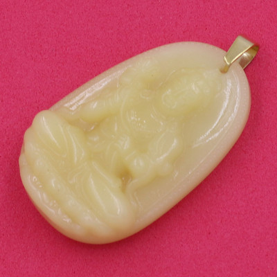 [Tuổi Ngọ] Mặt Dây Chuyền Phật Đại Thế Chí Bồ Tát Đá Thạch Anh Vàng Size Nhỏ 3.6cm & Size Lớn 4.3cm - Tặng Kèm Móc Inox - Phong Thủy 868 - May Mắn - Bình An