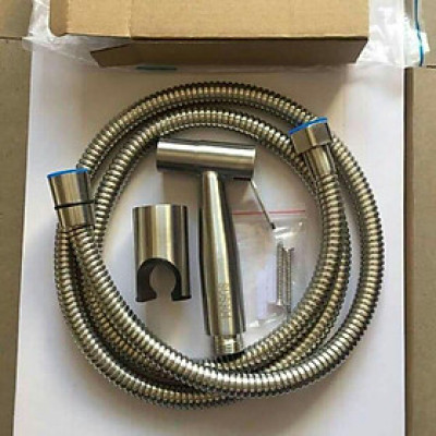 Vòi xịt vệ sinh 