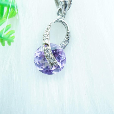 Mặt dây chuyền thạch anh tím Amethyst tự nhiên độc đáo