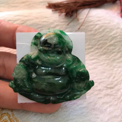 MẶT DÂY CHUYỀN NAM PHẬT DI LẶC ĐÁ CẨM THẠCH TỰ NHIÊN XANH NGỌC LÝ ĐẸP QUÁ  SIZE Ngang 47mm x Cao 41mm x  Dầy 7mm  NAM BỌC VÀNG LÀM MẶT DÂY CHUYỀN ĐEO ĐẸP Ạ