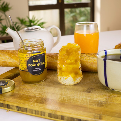 Mứt Xoài Gừng La Petite Epicerie Saigon 220g