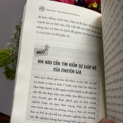 HACK NÃO – THỦ THUẬT TÂM LÝ HÀNH VI - Lara Honos- Ngọc Minh  dịch - 1980 books  - NXB Lao Động