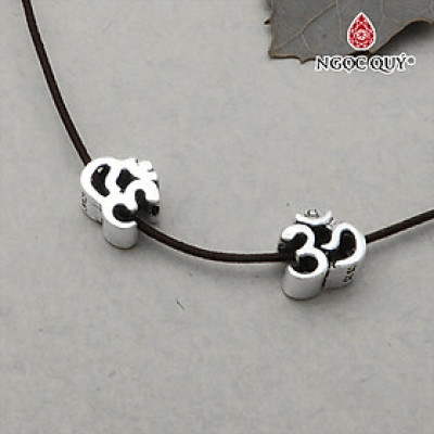Charm bạc xỏ ngang hình chữ ôm - Ngọc Quý Gemstones