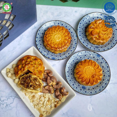 Hộp bánh trung thu 2 bánh chay 220g - Combo chay 2 - Thành Long (440g) - VIỆT NAM