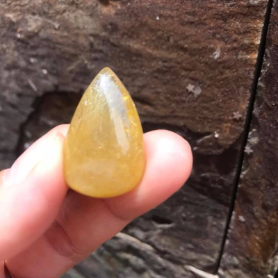 MẶT DÂY CHUYỀN GIỌT NƯỚC ĐÁ THẠCH ANH TÓC VÀNG SIZE NỮ CAO 28,4MM ĐK 17,4MM