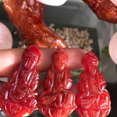 MẶT DÂY CHUYỀN NỮ Size Vừa C44mm xN23mm xS6mm  PHẬT QUAN ÂM ĐÁ CẨM THẠCH ĐỎ ĐẬM ĐẸP  NAM NỮ MỆNH HOẢ THỔ