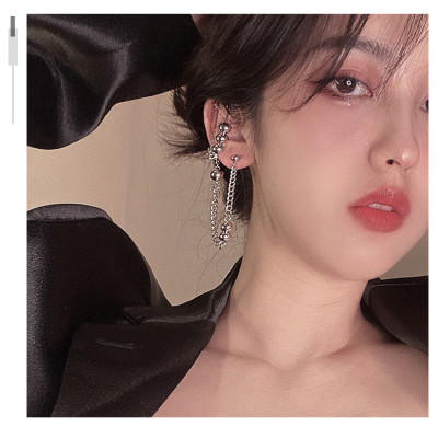 Bông tai Titan unisex dáng dây chuyền phóng khoáng bứt phá mọi phong cách