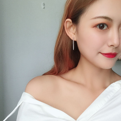 Bông tai xích bện thả chuỗi cá tính