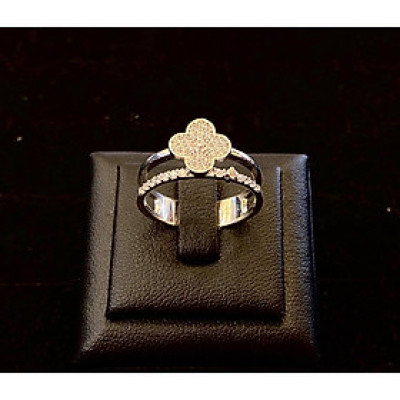 nhẫn vàng 18k nữ tính