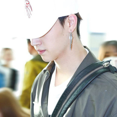 Bông tai nam nữ thả chóp ngắn phong cách thời thượng