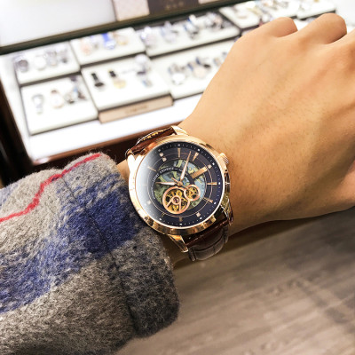 Đồng hồ nam Lobinni L5013-1 Chính hãng ,Kính sapphire nguyên khối ,chống xước,chống nước 50m,mặt xanh vỏ vàng hồng dây da nâu xịn, thép không gỉ 316L,Đồng hồ cơ (Automatic) bảo hành 24 tháng, hàng mới 100%,thiết kế lộ cơ trẻ trung và sang trọng