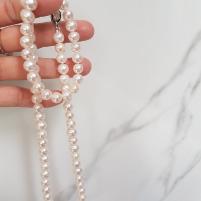 Bộ Trang Sức Ngọc Trai Trắng Bóng đẹp lắm ạ  Size hạt 8mm có khoen đẹp  Combo gồm cả vòng và Dây đeo cổ đẹp sang món quà ý nghĩa luôn ạ