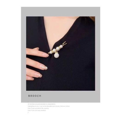 QC63 Set 13 chiếc ghim cài quần áo