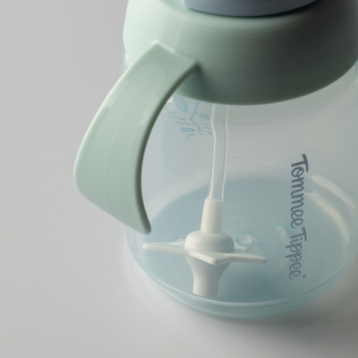 Bình tập uống nước có ống hút bi trọng lực chống tràn, chống sặc Tommee Tippee Trainer Straw, 240ml, cho bé từ 6 tháng– Xanh
