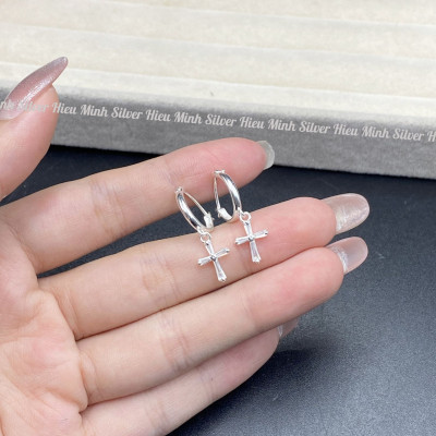  Hoa Tai Bạc Ta 925 Hình Thánh Giá Đính Đá Bạc Hiểu Minh HT393