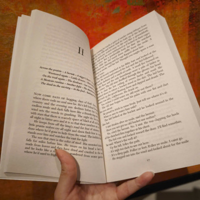 Sách - Blood Meridian by Cormac McCarthy (author of the Road-Pulitzer Prize winner)/Tiểu thuyết tiếng Anh/English novels