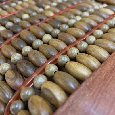 Gối Hạt Gỗ Bách Xanh Cao Cấp ,  Gối Công Thái Học - Kích Thước 43cmx24cmx8/4cm ( video , hình thật )