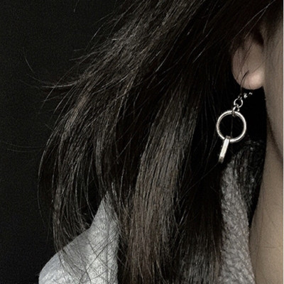 Bông tai độc lạ quyễn rũ unisex 