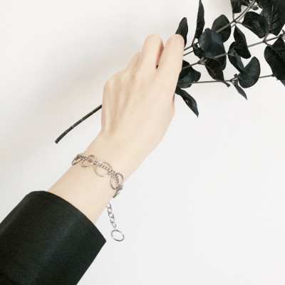 Vòng tay lắc tay vòng tròn retro cá tính