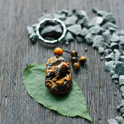 Móc Khóa 12 Con Giáp (Tuổi Sửu) Đá Mắt Hổ Ngọc Quý Gemstones MD37