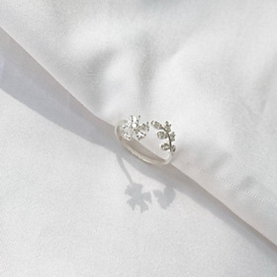 Nhẫn bạc 925 1 đầu lá oliu 1 đầu nụ hoa 5 cánh lấp lánh xinh xắn trẻ trung Dế Bạc – N6037
