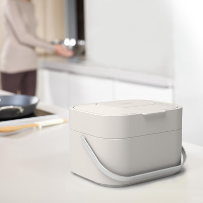 Hộp đựng rác thực phẩm mini cao cấp Joseph Joseph-300154, ngăn chia rác cho phép bạn phân loại chất thải phòng tắm có thể tái chế và không thể tái chế