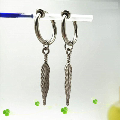 Đôi bông tai nam nữ dáng ngắn chuẩn nam nữ thần